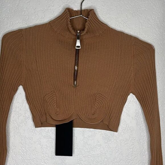 NWT Andrea Adamo Ribbed Knit Crop Top in Nude Medium - Picture 4 of 14